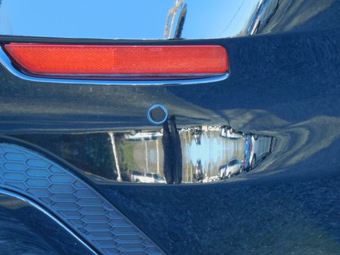 Used 2025 Nissan Sentra S image 11