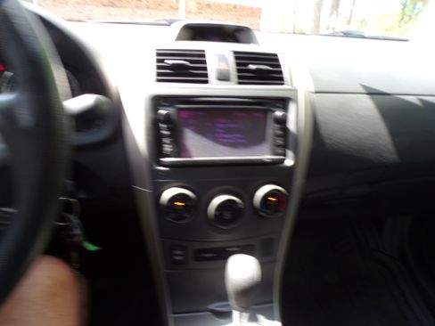 Used 2013 Toyota Corolla S Plus image 12