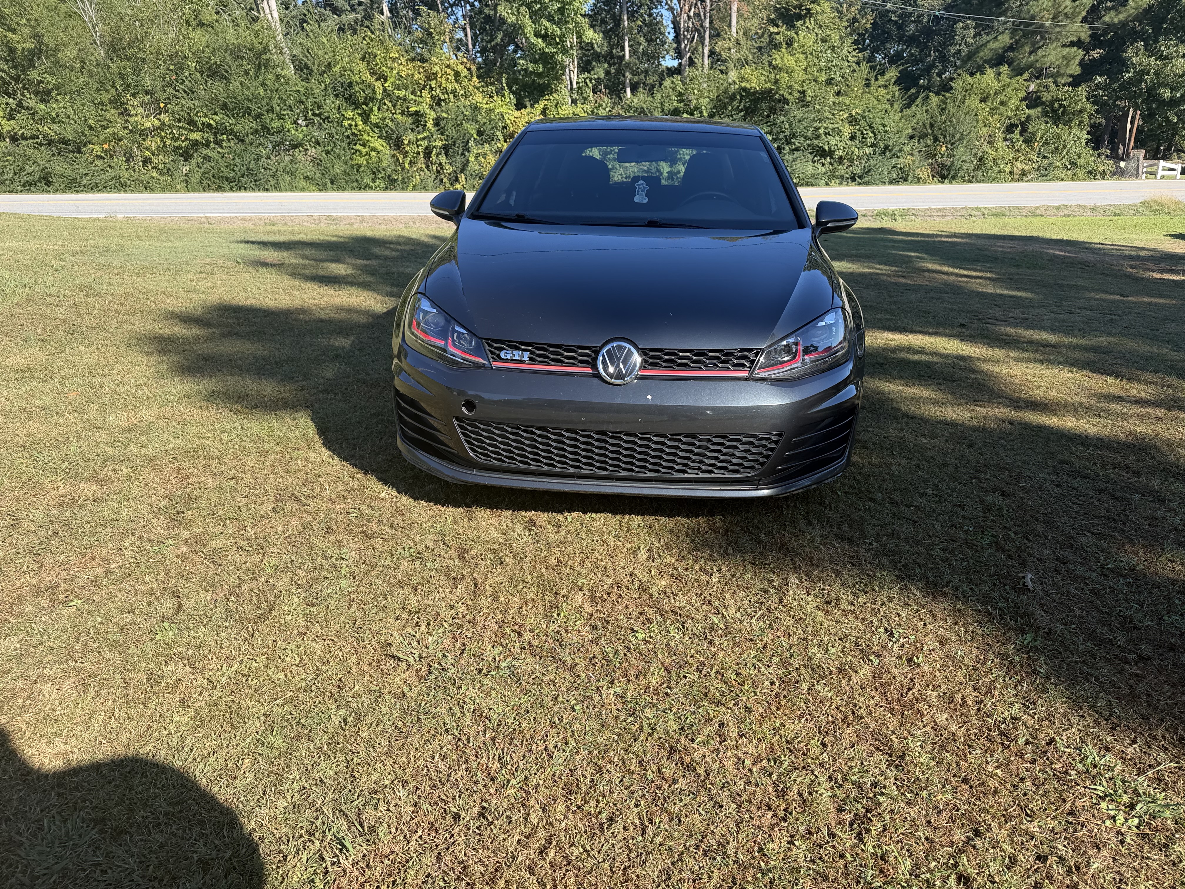 Used 2017 Volkswagen GTI 4-Door FWD image 10