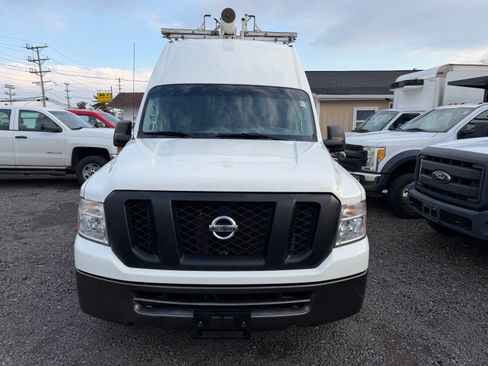 Used 2021 Nissan NV image 2
