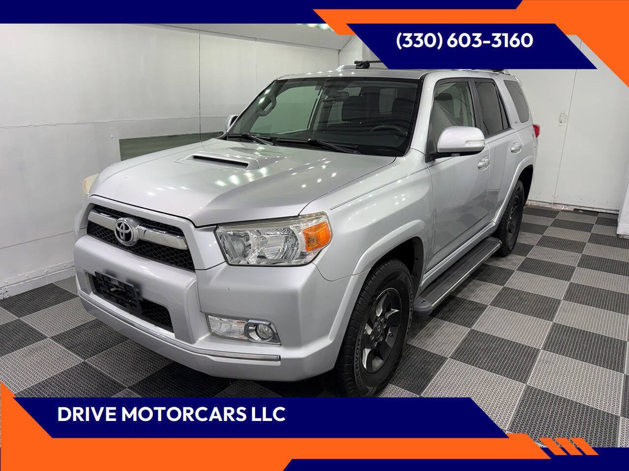 Used 2011 Toyota 4Runner SR5 w/ Convenience Pkg AWD/4WD image 1