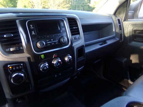 Used 2016 RAM 1500 Regular Cab Tradesman RWD image 16