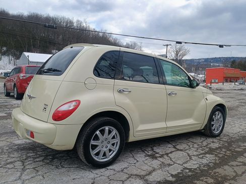 Used 2008 Chrysler PT Cruiser Touring Edition image 33