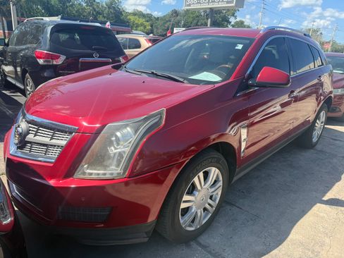 Used 2010 Cadillac SRX Luxury FWD image 1