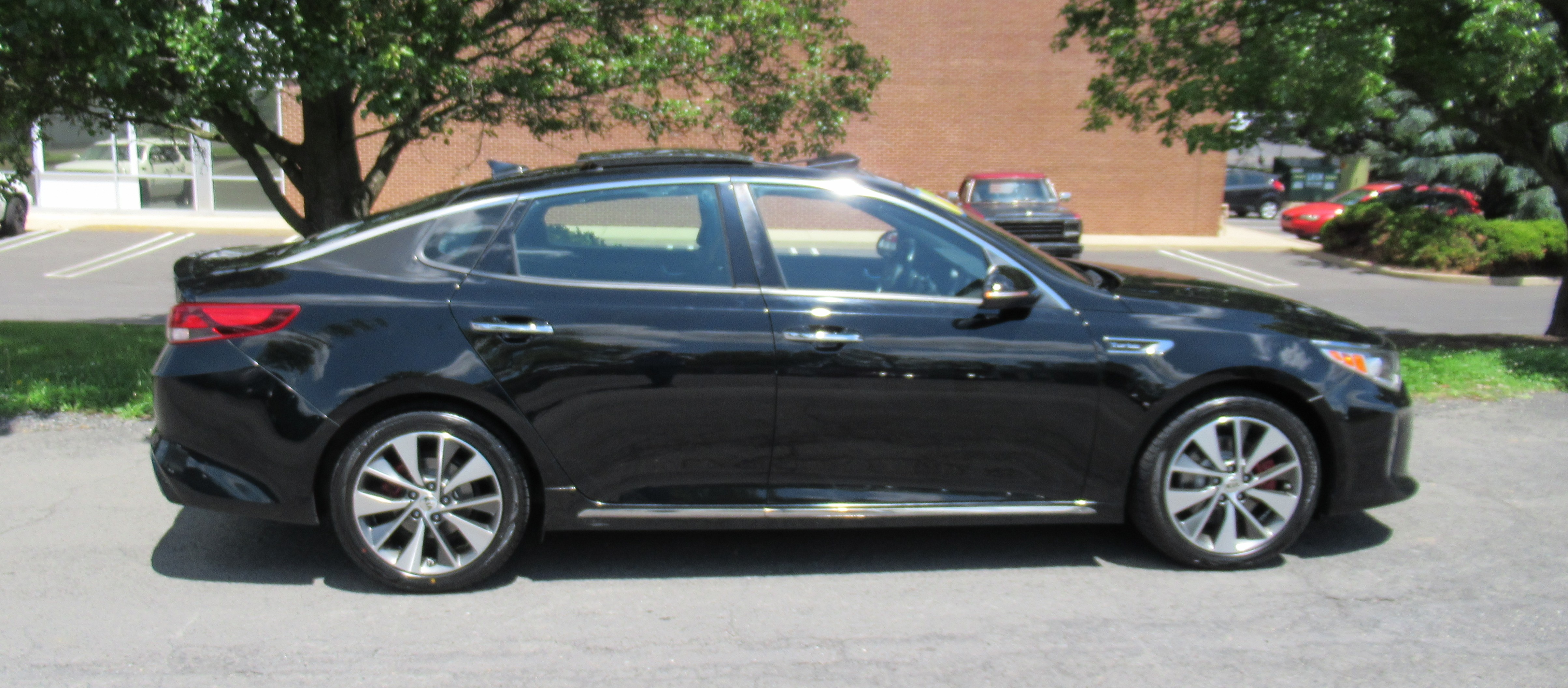 Used 2016 Kia Optima SX FWD image 4
