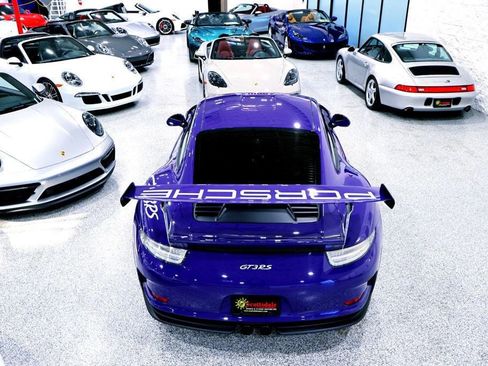 Used 2016 Porsche 911 GT3 RS image 18