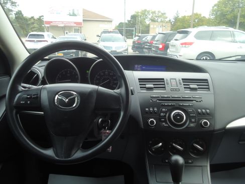 Used 2013 MAZDA MAZDA3 i SV image 18