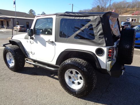 Used 2008 Jeep Wrangler X image 3