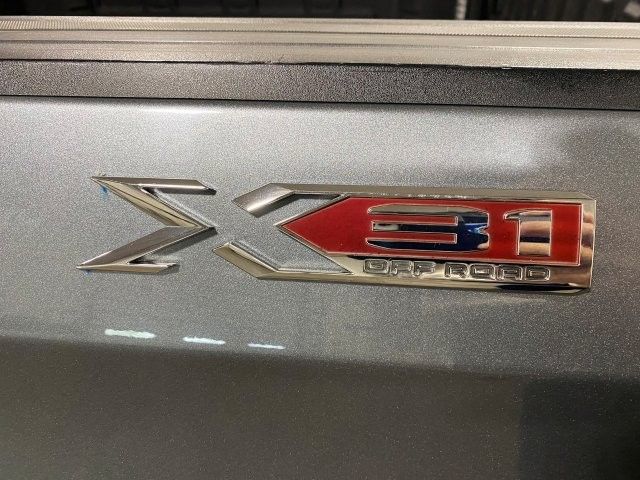 Used 2019 GMC Sierra 1500 4x4 Crew Cab SLT image 21