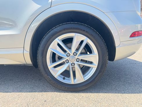Used 2017 Audi Q3 quattro 2.0T Premium Plus AWD/4WD image 15