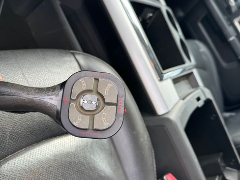 Used 2011 RAM 2500 Laramie image 11