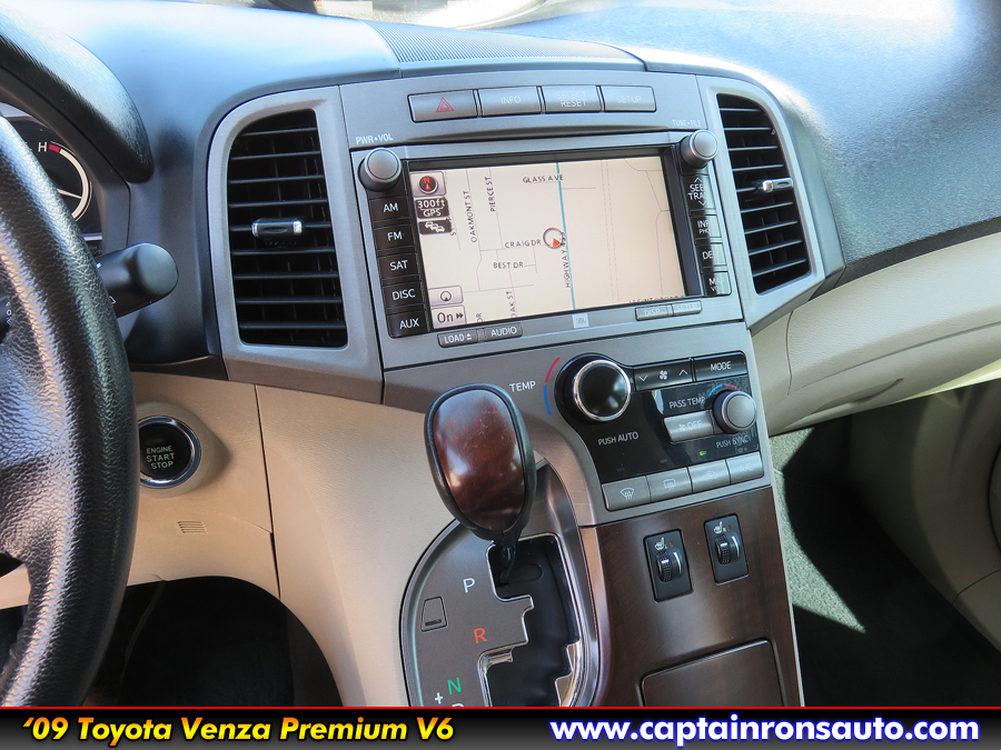 Used 2009 Toyota Venza FWD image 13