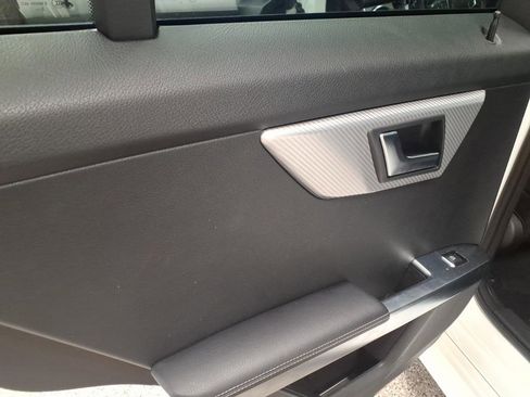 Used 2014 Mercedes-Benz GLK 350 image 19