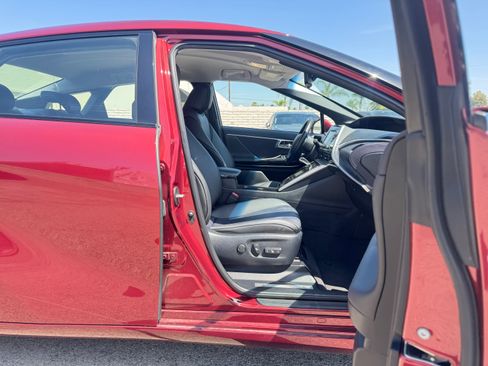 Used 2019 Toyota Mirai image 17