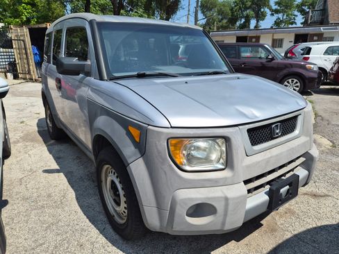 Used 2003 Honda Element DX image 1