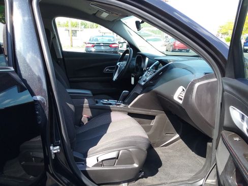 Used 2015 Chevrolet Equinox LT image 6