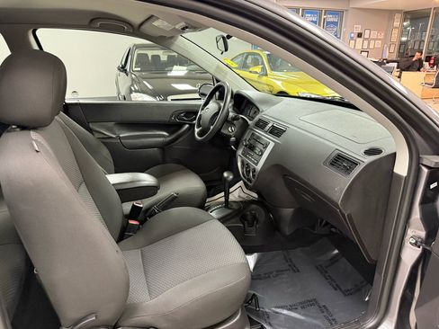Used 2006 Ford Focus S image 19