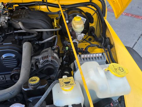 Used 2004 Jeep Wrangler Sport image 27