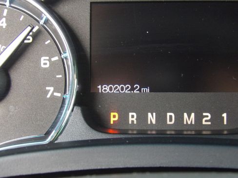 Used 2012 Ford F150 XLT image 7