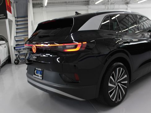 Used 2023 Volkswagen ID.4 2WD Pro S Plus image 9