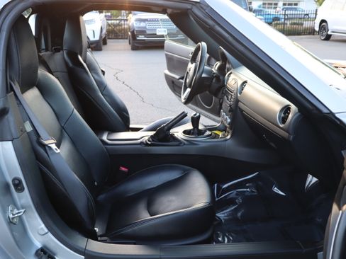Used 2012 MAZDA MX-5 Miata Grand Touring image 17