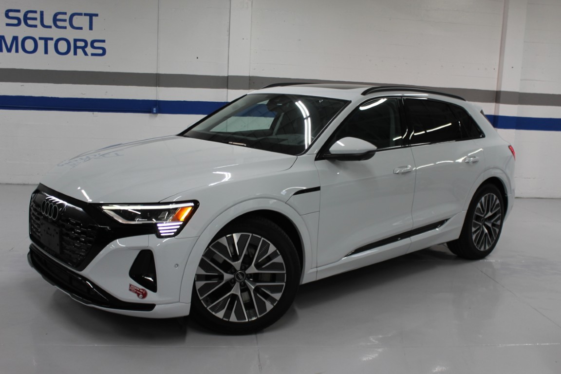 Used 2024 Audi Q8 e-tron Prestige AWD/4WD image 3
