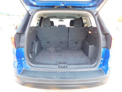 Used 2019 Ford Escape S image 8