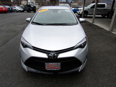 Used 2018 Toyota Corolla LE image 8