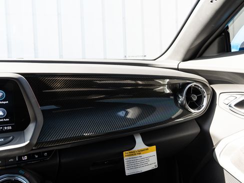 Used 2022 Chevrolet Camaro ZL1 Coupe RWD image 21