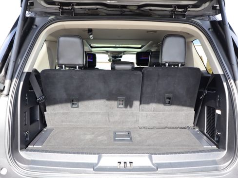 Used 2018 Ford Expedition Platinum image 48