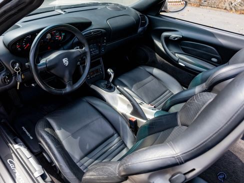 Used 2000 Porsche 911 Carrera Cabriolet RWD image 41