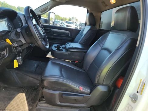 Used 2020 RAM 3500 2WD Regular Cab DRW image 7