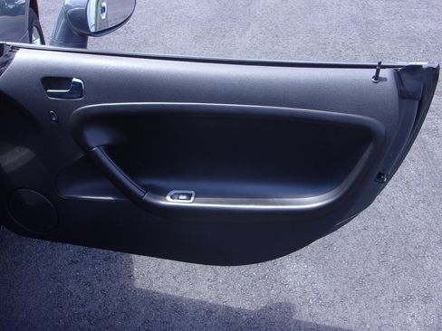 Used 2008 Pontiac Solstice GXP Convertible RWD image 24