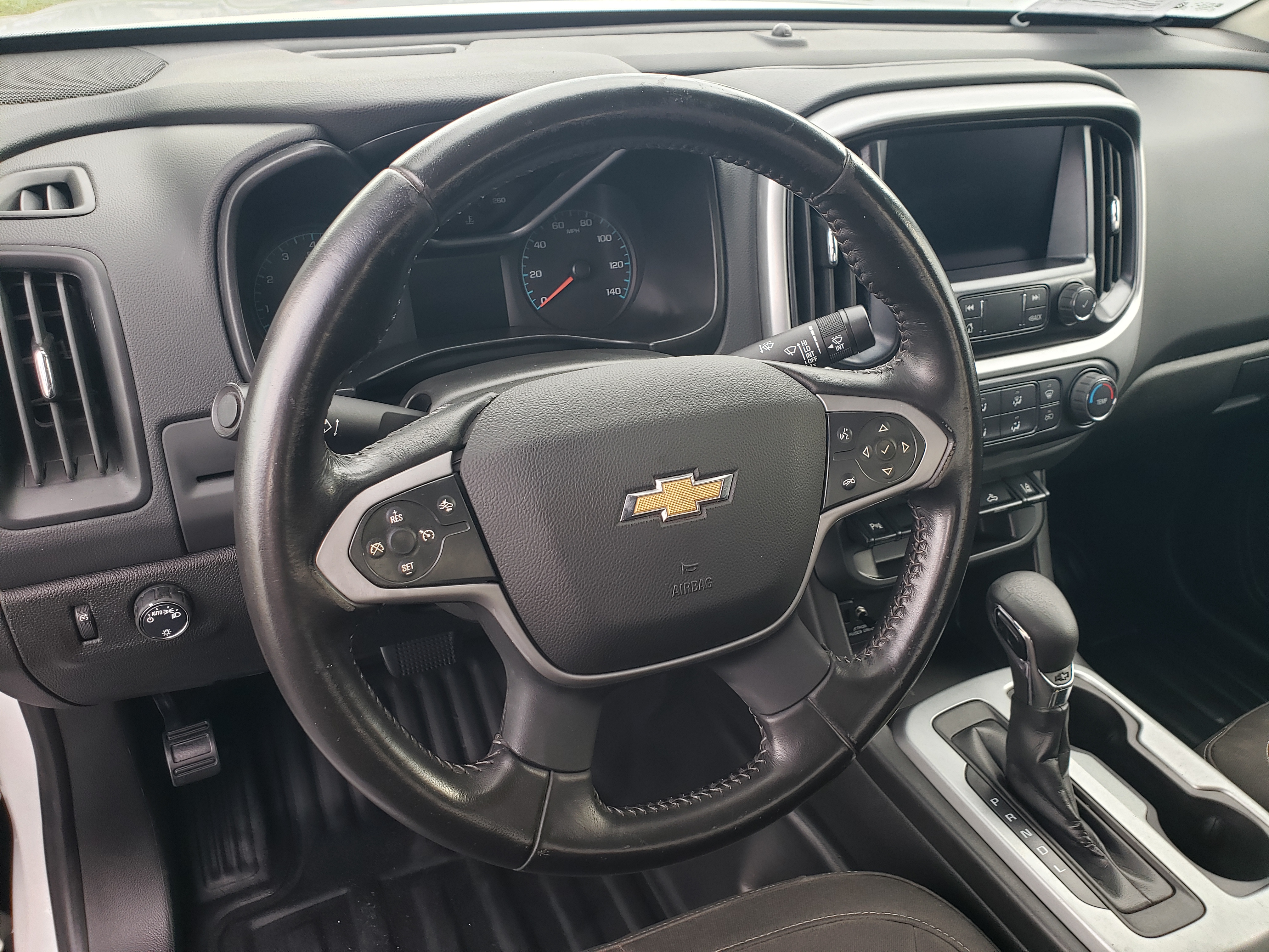 Used 2022 Chevrolet Colorado 2WD Extended Cab LT image 13