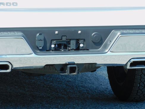 Used 2025 Chevrolet Silverado 1500 LT image 13