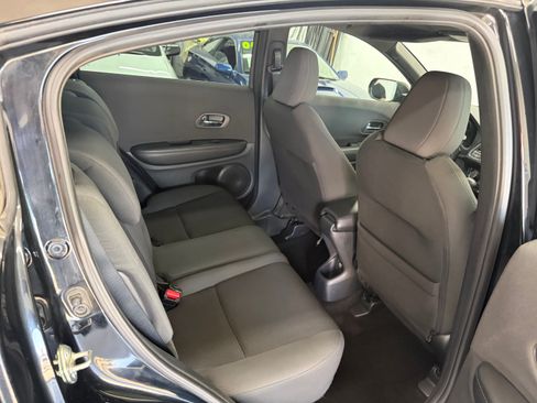 Used 2019 Honda HR-V FWD Sport image 13