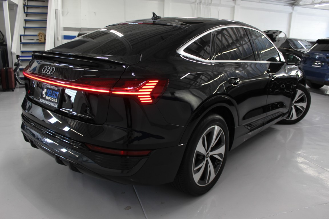 Used 2024 Audi Q8 e-tron Premium Plus Sportback AWD/4WD image 5