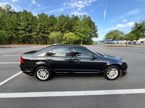 Used 2012 Ford Fusion S FWD image 2