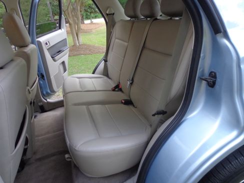 Used 2009 Ford Escape 2WD Hybrid image 16