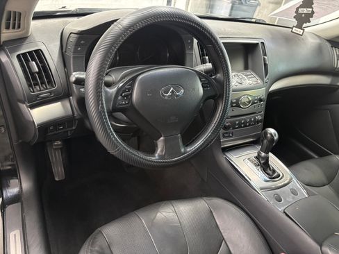 Used 2010 INFINITI G37 image 13