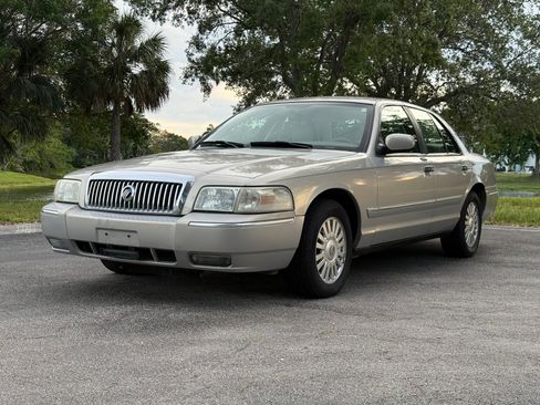 Used 2007 Mercury Grand Marquis LS RWD image 5