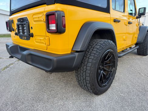 Used 2019 Jeep Wrangler 4WD Unlimited Sport image 47