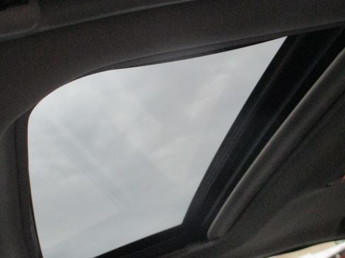 Used 2015 Subaru Legacy 2.5i Premium image 3