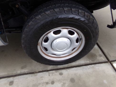 Used 2011 Ford F150 XL image 13