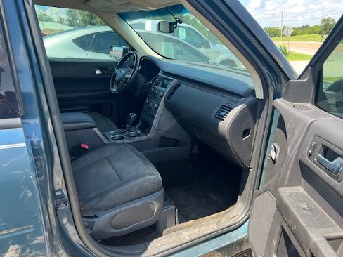 Used 2016 Ford Flex SE image 13
