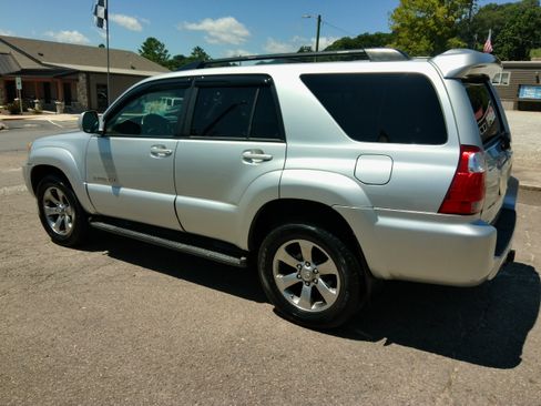 Used 2007 Toyota 4Runner 4WD Limited V6 image 3