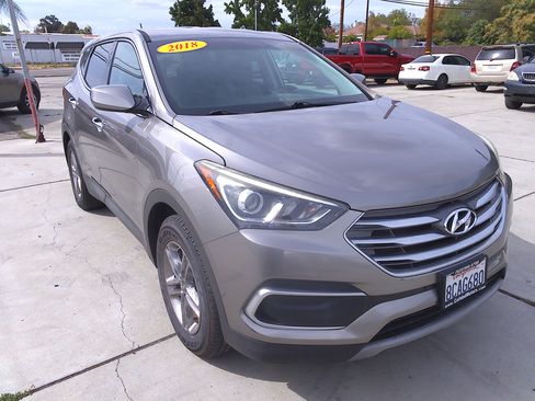 Used 2018 Hyundai Santa Fe Sport image 1