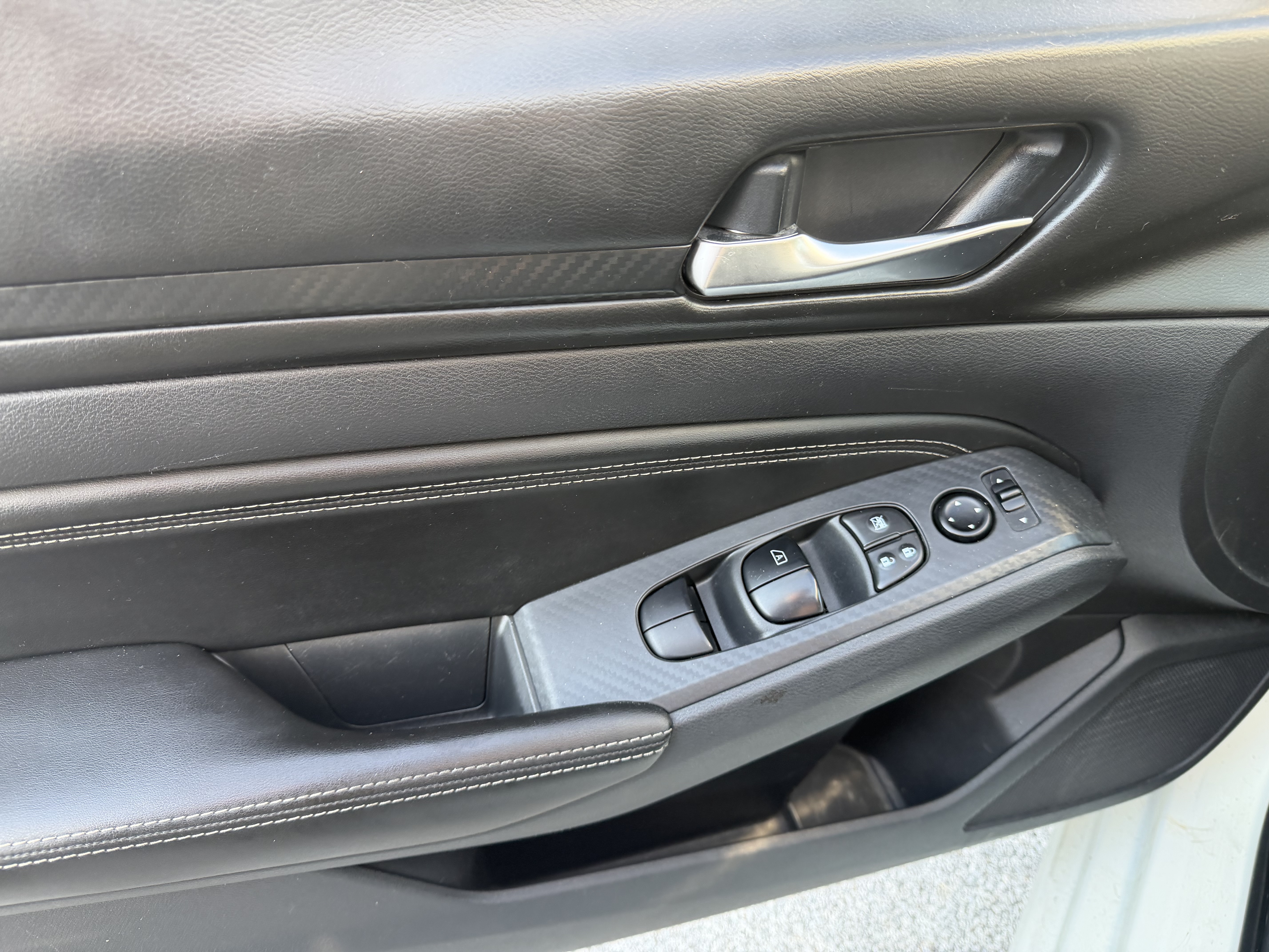 Used 2020 Nissan Altima 2.5 S FWD image 10