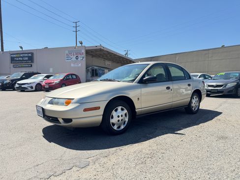Used 2001 Saturn S-Series SL1 Sedan FWD image 3