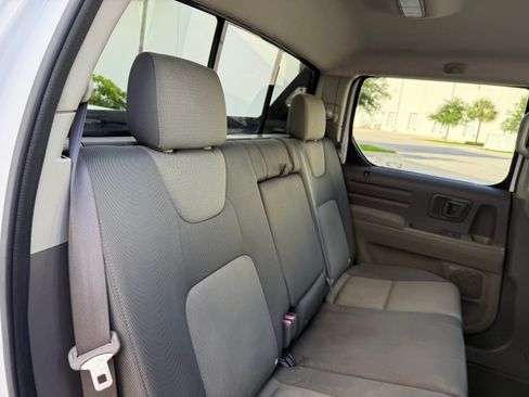 Used 2006 Honda Ridgeline RT image 69